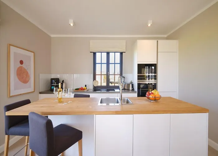 Reetland Am - Luxusplus Reetdachvilla Mit 4 Schlafzimmern Und Kamin G11 * Dranske